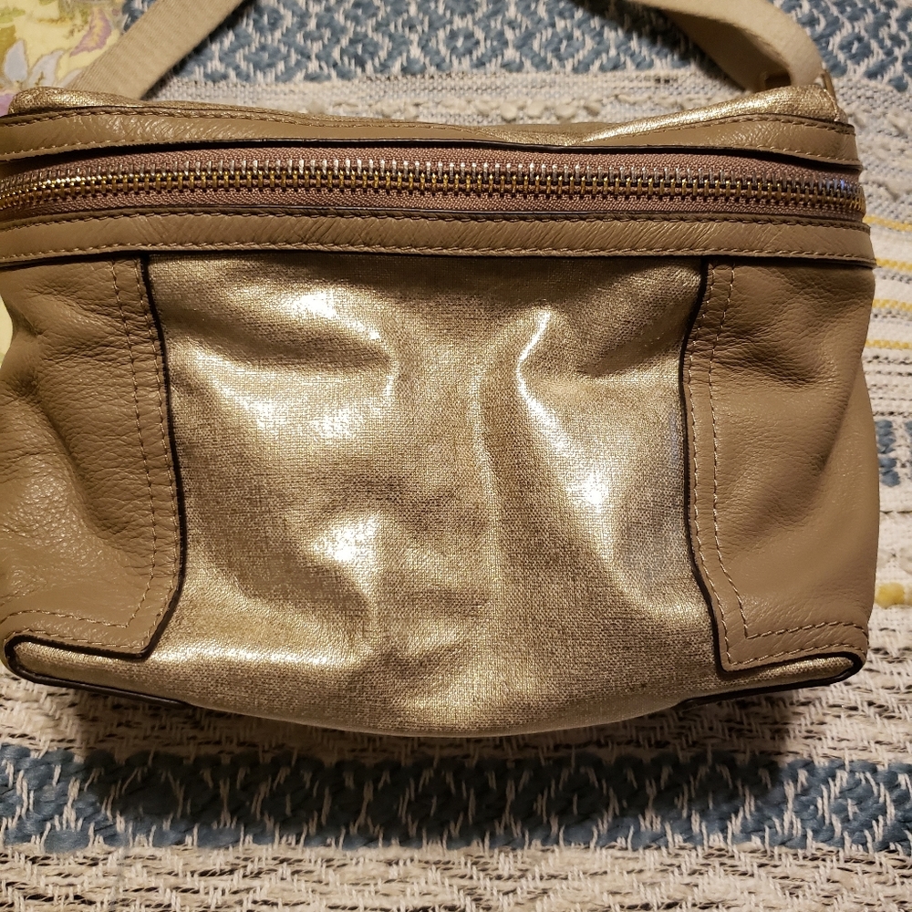 VINCE CAMUTO Gold Leather crossbody or satchel
